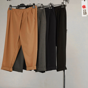 BAGGY PANTS WITH PLEATS AT THE WAIST Black - 791028