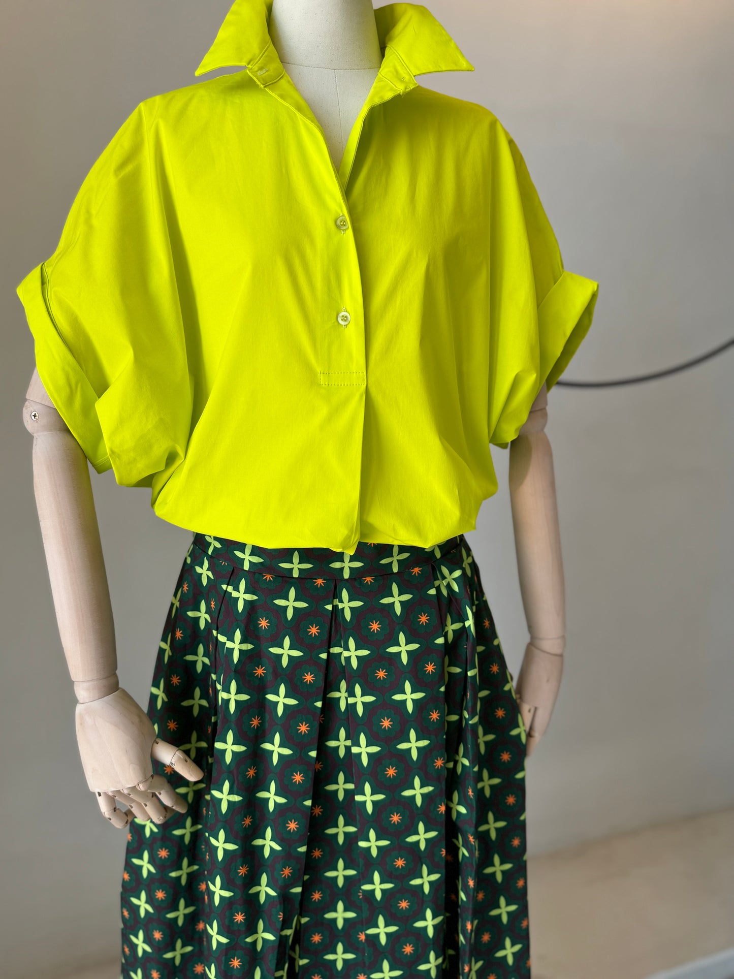 Betta Skirt Printed Popline- Capri Green