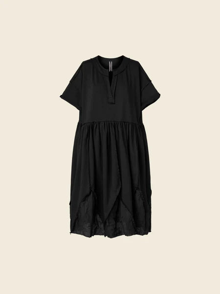 LARGE SWEATSHIRT DRESS WITH SLICES AT THE HEM - 123202