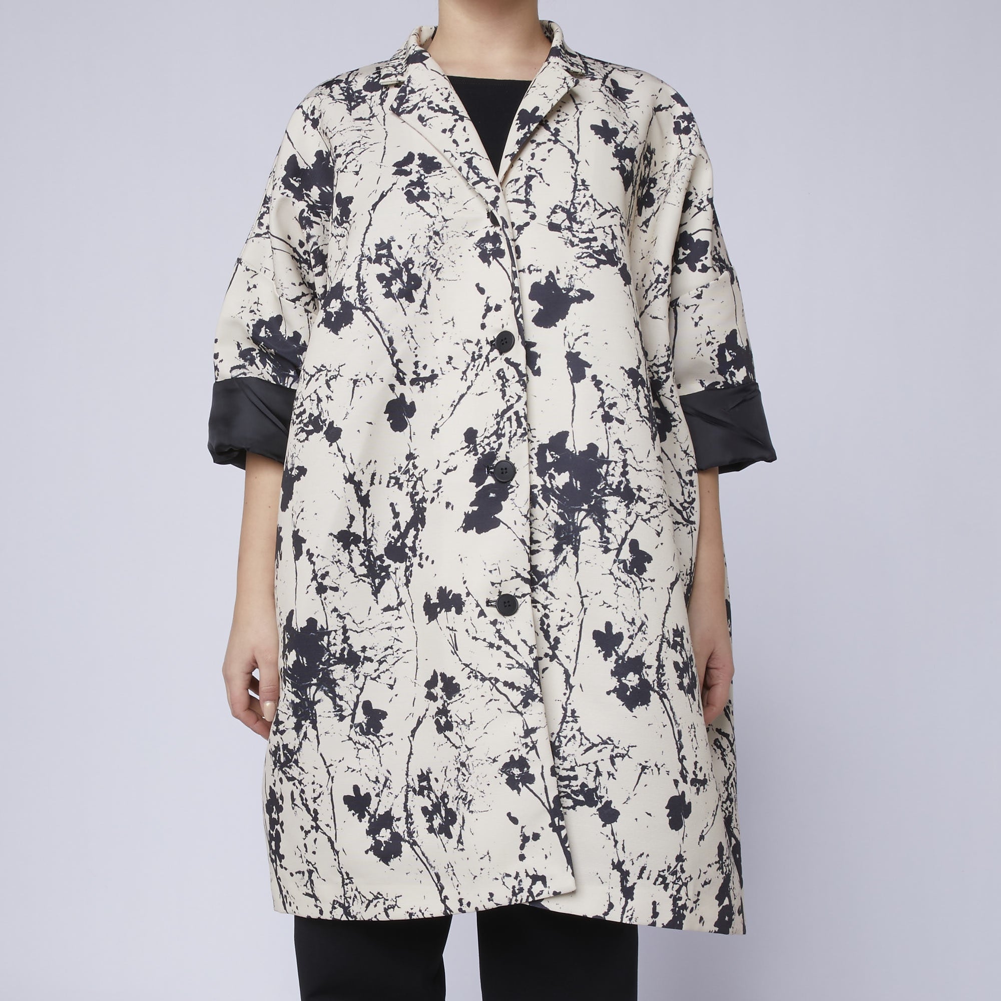 WOMAN JACKET - CREAM AND BLACK PATTERNED FABRIC - 224401