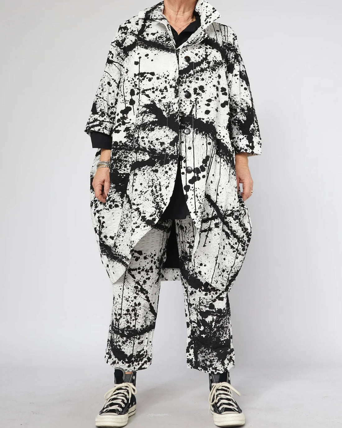 WOMAN JACKET - WHITE WITH BLACK SPLASHES - 250373