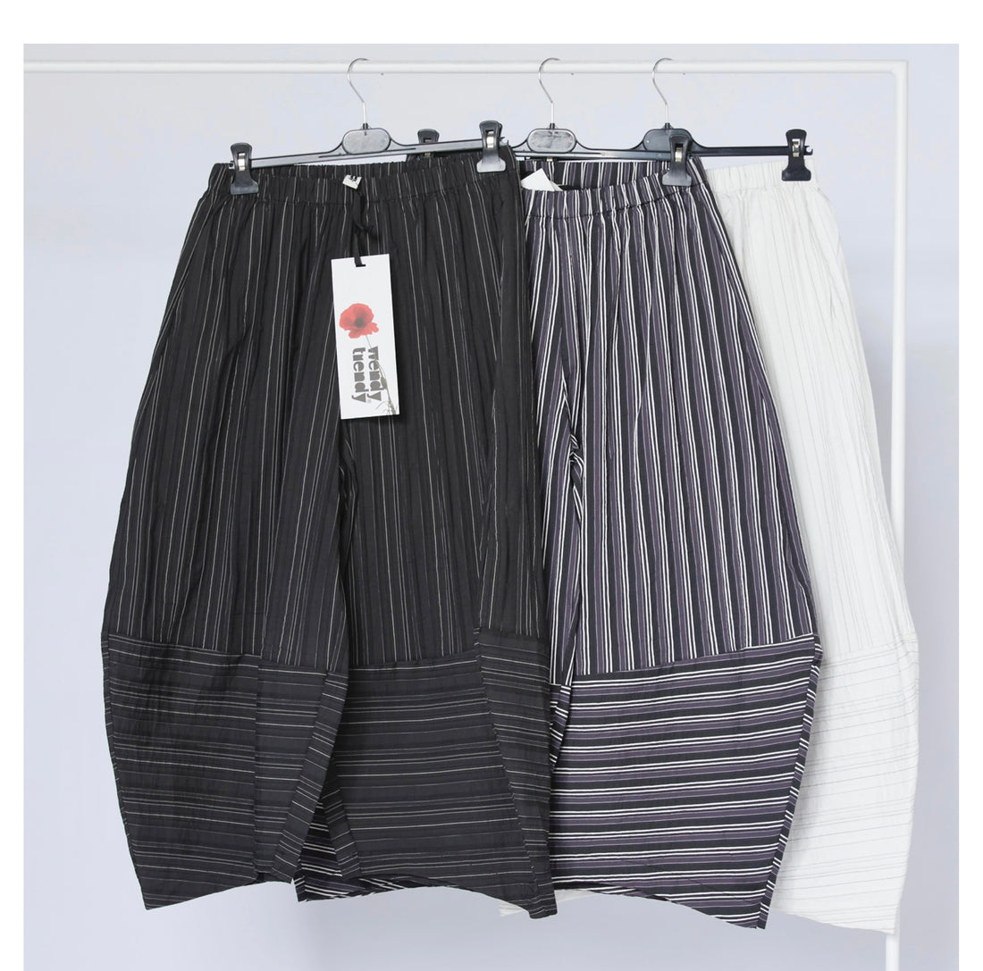 WOMEN'S TROUSERS - BLACK PURPLE & WHITE - 250629