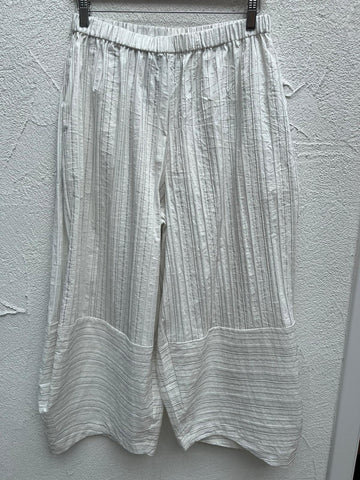 WOMEN'S TROUSERS - WHITE & BLACK - 250629