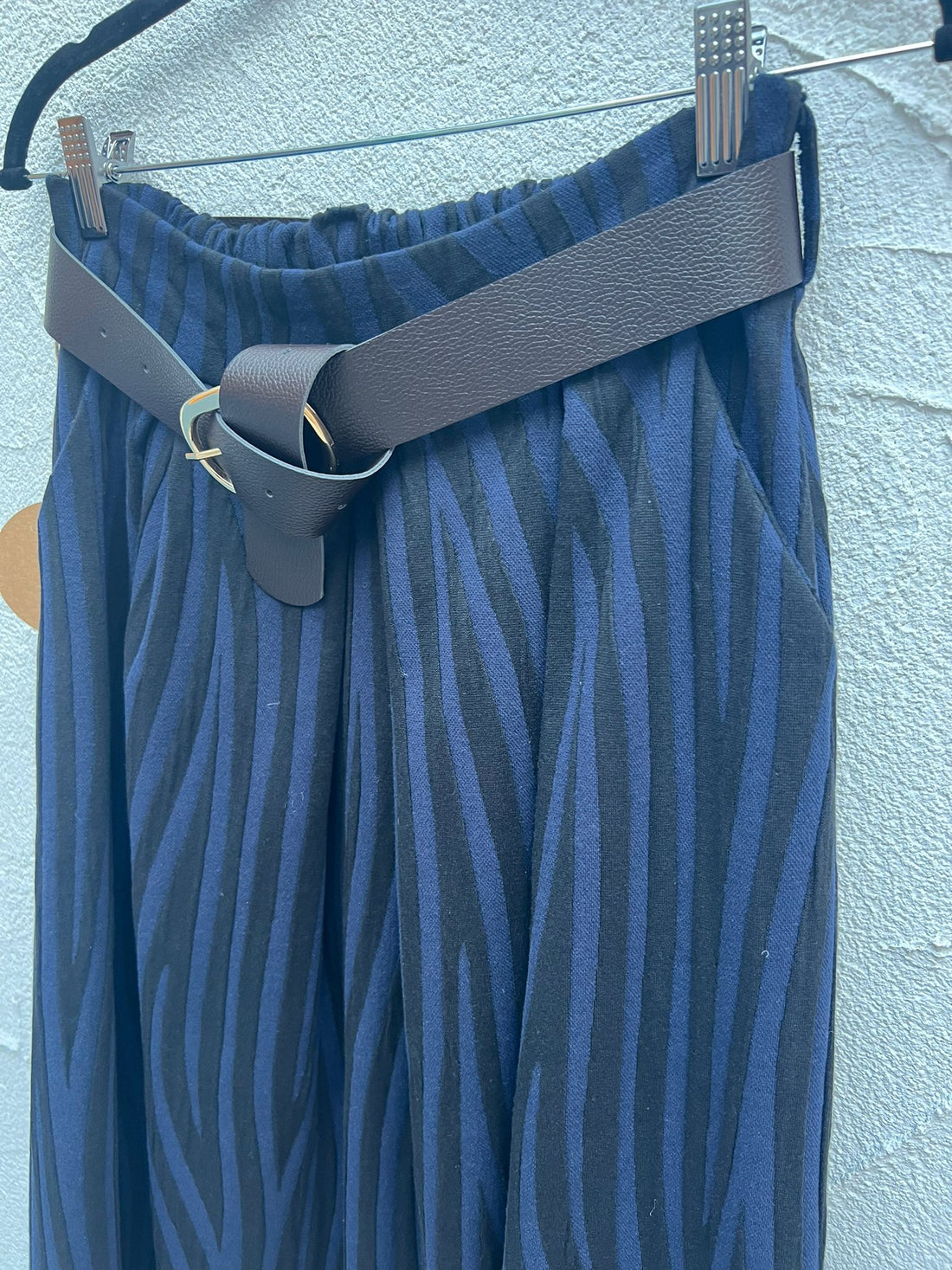 JUPESKIRT - 52123 - PMST - BLACK & NAVY BLUE