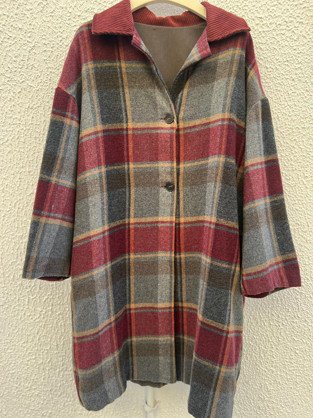 MANTEAU/PANCHO-COAT - GRAY & MAROON - IS200026B-5692