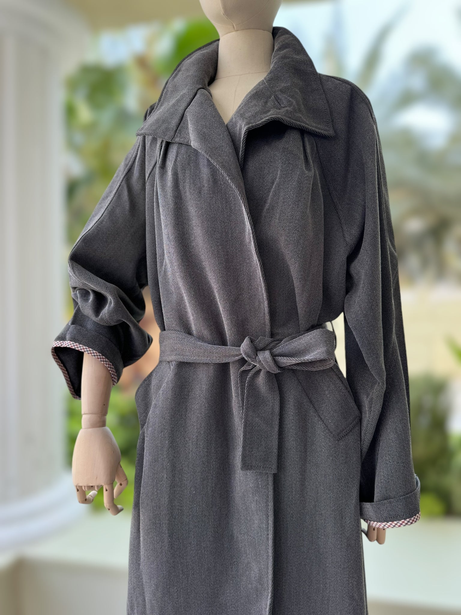GRAY LONG COAT 36 WD1898