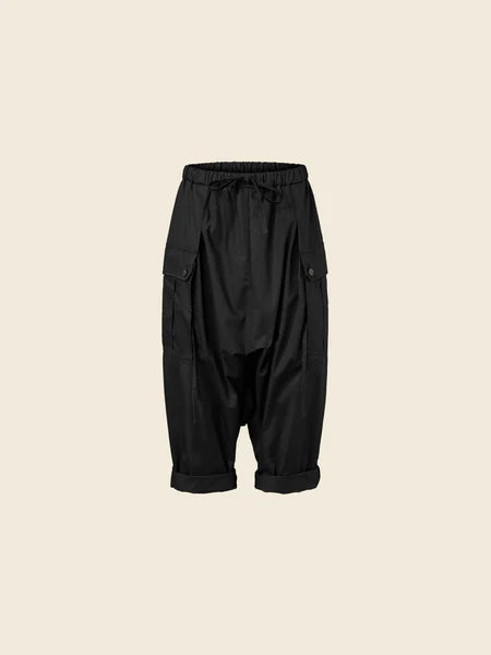 PANTS WITH CARGO POCKETS - BLACK - 823116