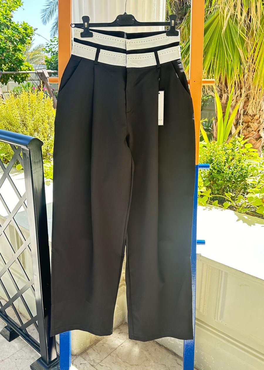 PANTALON - 
BLACK -  TROUSERS - 1099