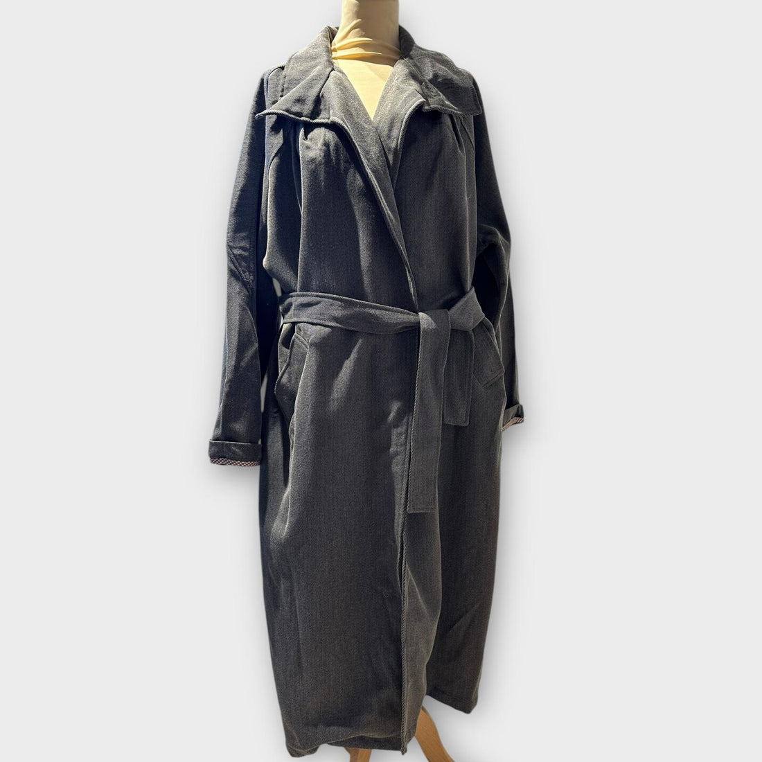 GRAY LONG COAT 36 WD1898