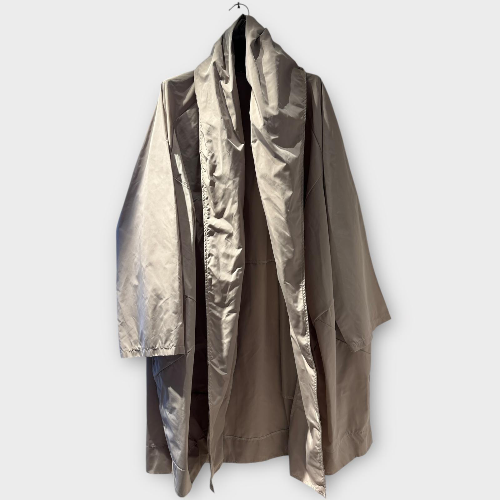 BEIGE COAT 29 7296
