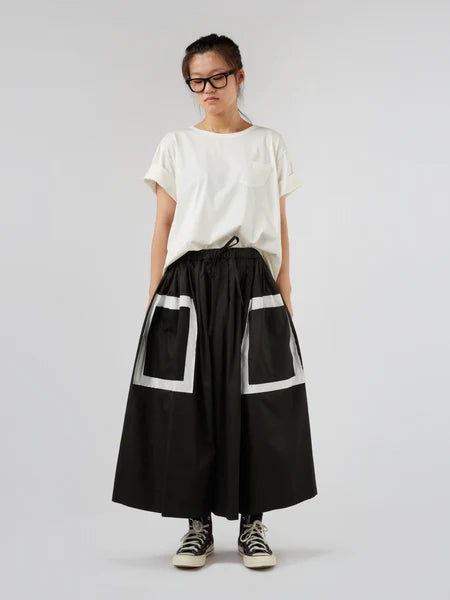 SKIRT WITH TWO-TONE POCKETS - 791962