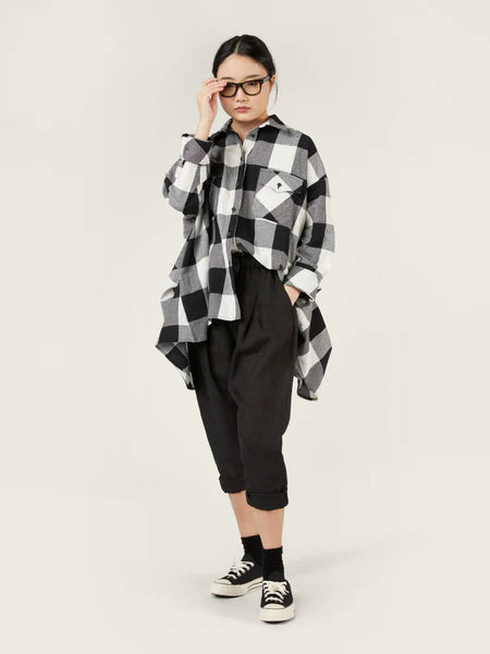 B/W CHECKED OVER SHIRT - 110924