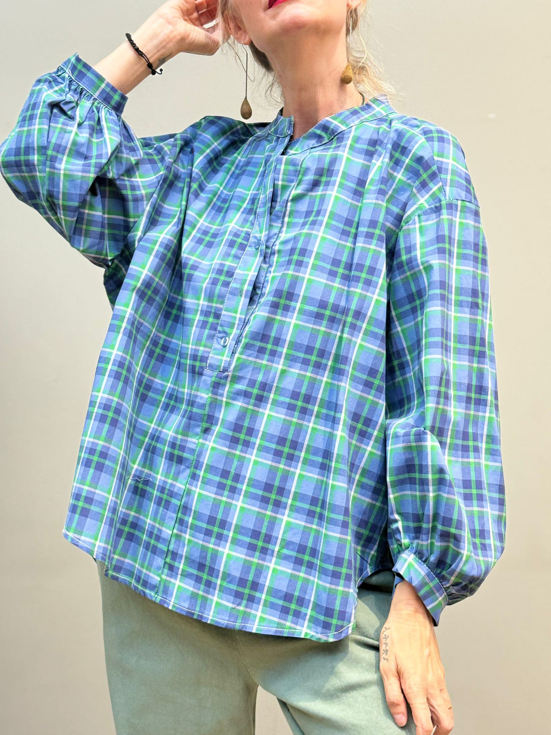 CAMISA - BLUE CHECKERED BUTTON BLOUSE - 96231