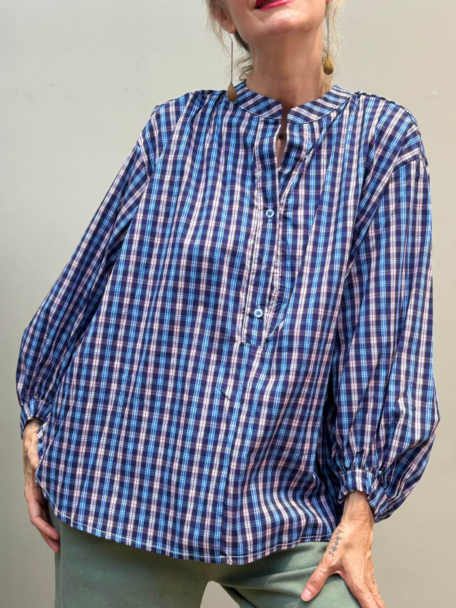 CAMISA - NAVY BLUE CHECKERED BUTTON BLOUSE - 96231