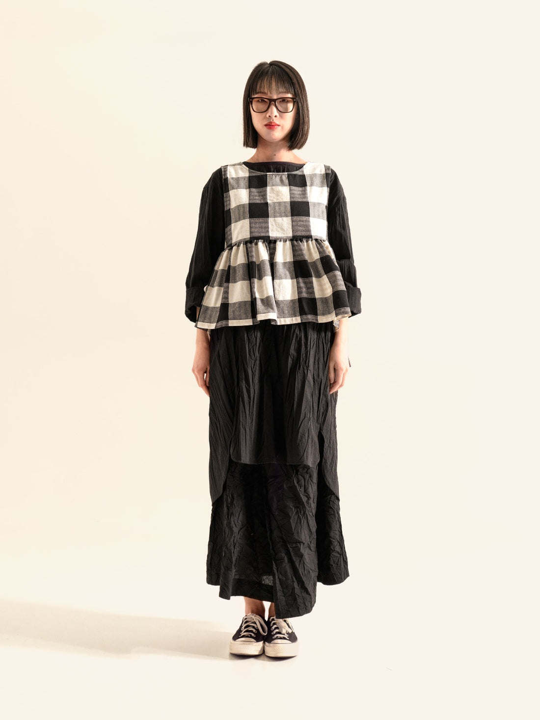 B/W CHECKED BLOUSE WITH SIDE BOWS - 124042 - BLACK