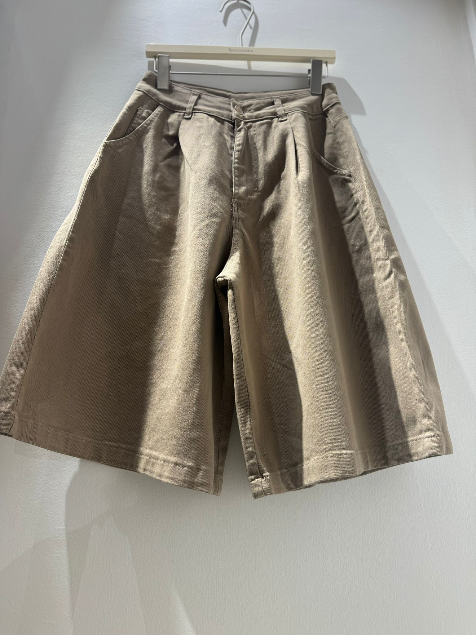 SHORT - BEIGE - G012