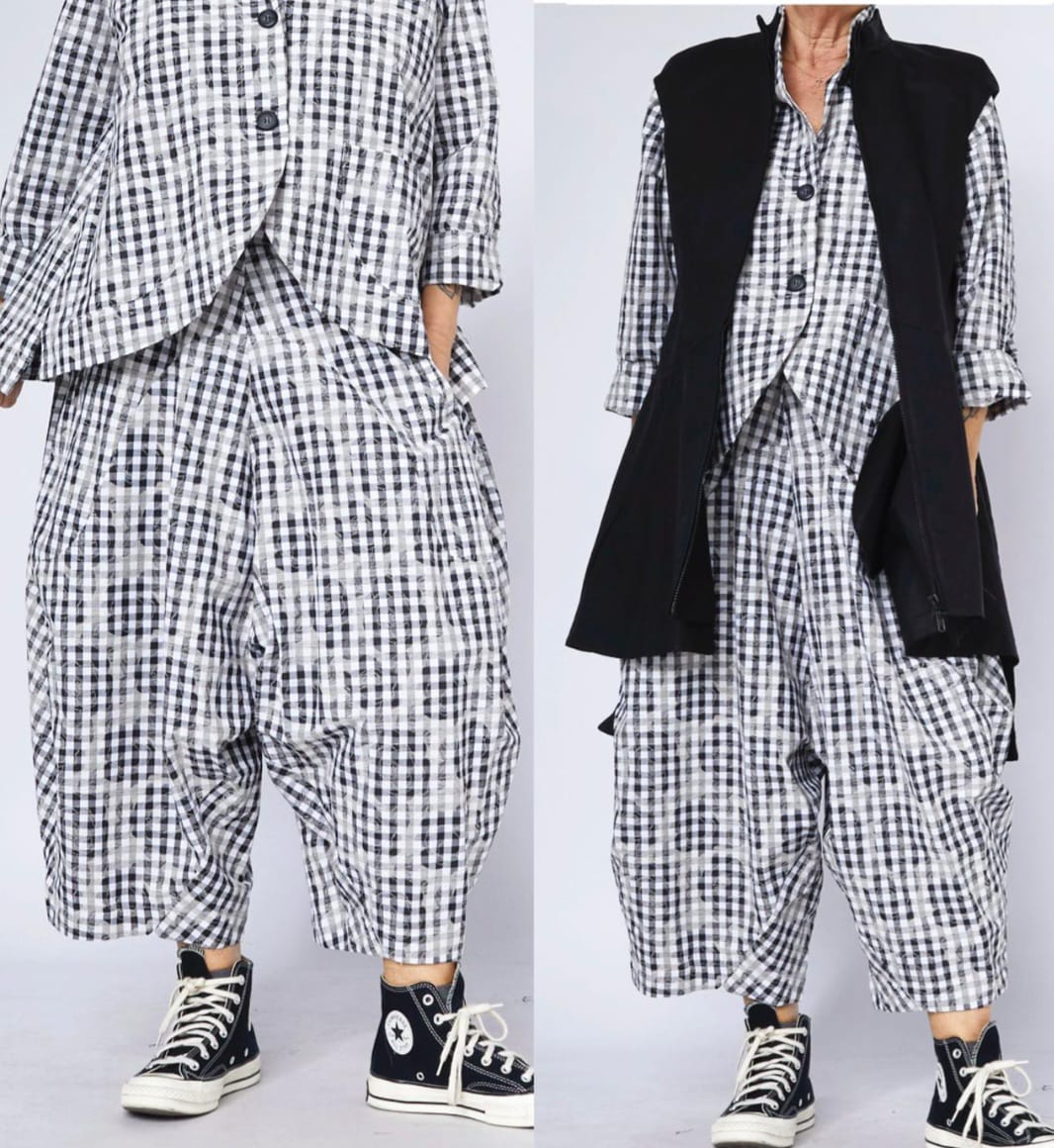 WOMEN'S TROUSERS - BLACK & WHITE - 250456