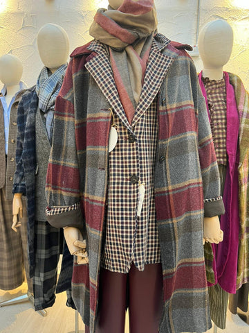 MANTEAU/PANCHO-COAT - GRAY & MAROON - IS200026B-5692