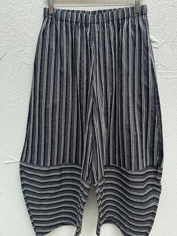 WOMEN'S TROUSERS - BLACK PURPLE & WHITE - 250629